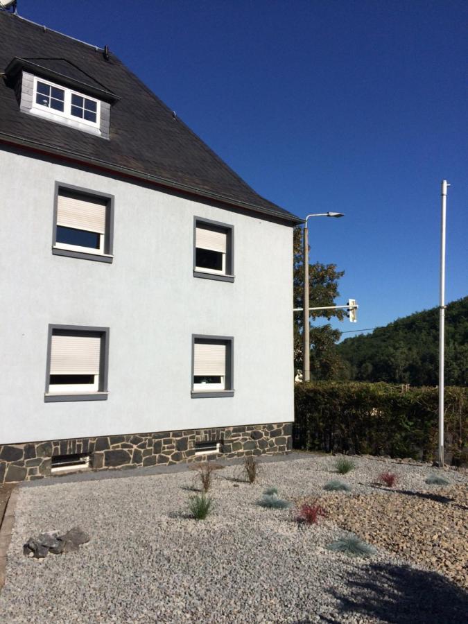 Body Kult Loft - Modernes Appartement Mit 2 Separaten Schlafzimmern Zwickau Exterior foto